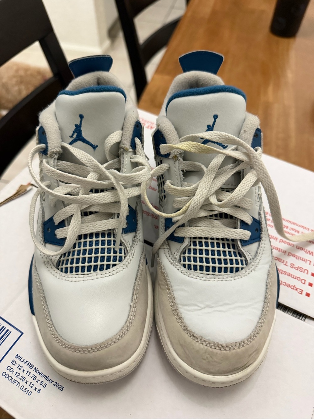 Jordan 4 military blue size 2y